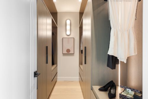 4413-oxford-st-burnaby-360hometours-28 at 