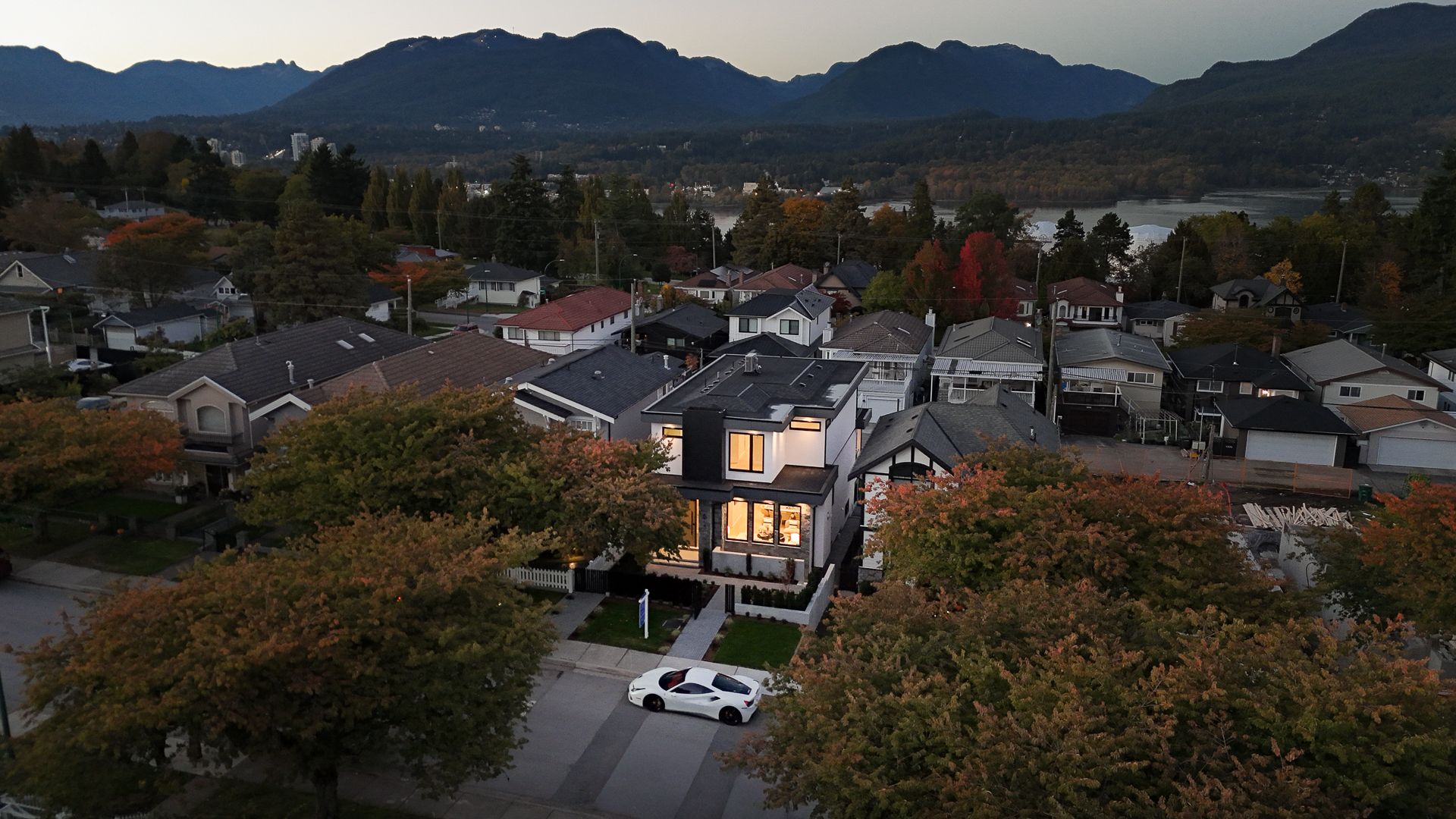 dji_20251014183939_0020_d-edit at  dji_20251014183939_0020_d-edit at