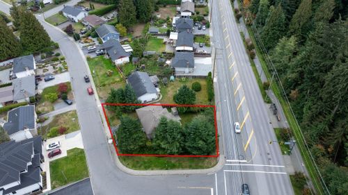 815-seymour-drive-chineside-coquitlam-06 at 