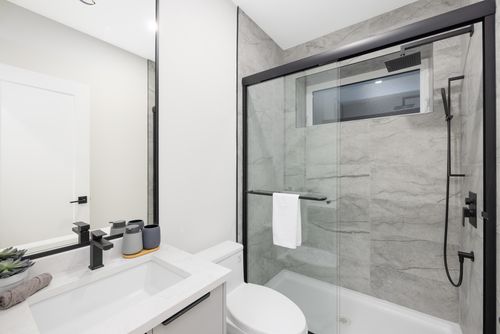 131-grosvenor-ave_adil-5426-2 at 