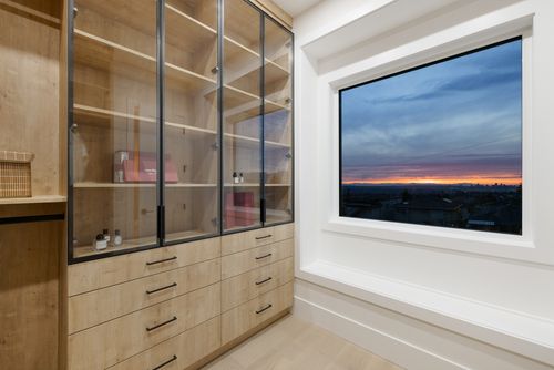 131-grosvenor-ave_adil-5496 at 