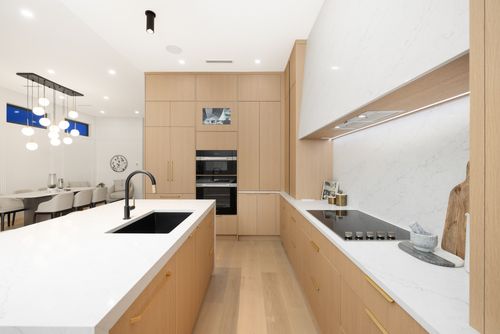 131-grosvenor-ave_adil-5822 at 