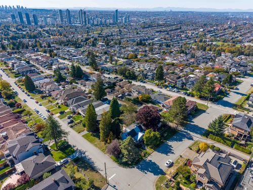 123-n-grosvenor-avenue-capitol-hill-bn-burnaby-north-08 at 