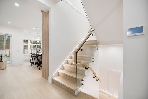 5666-10a-ave-delta_19 at  5666-10a-ave-delta_19 at