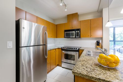 511-rochester-avenue-coquitlam-west-coquitlam-02 at 