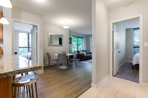 511-rochester-avenue-coquitlam-west-coquitlam-10 at 