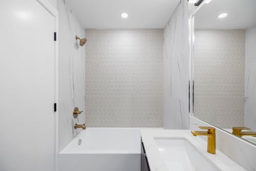 15353-17-avenue-king-george-corridor-south-surrey-white-rock-13 at 