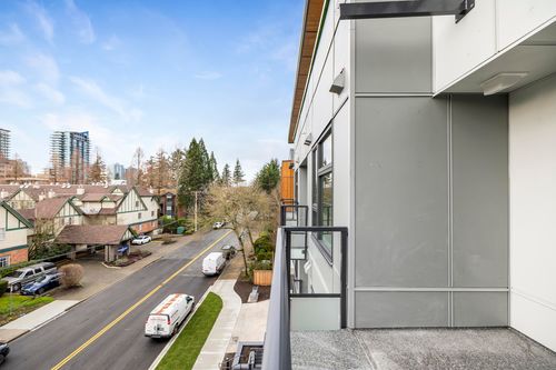15353-17-avenue-king-george-corridor-south-surrey-white-rock-18 at 