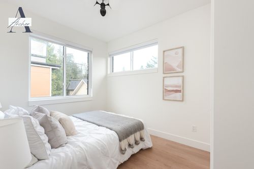 52-14285-64-ave-surrey-360hometours-18-wlogo at 