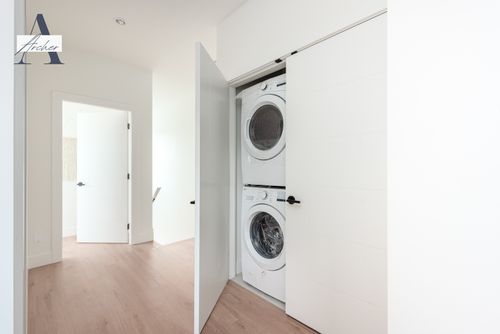 52-14285-64-ave-surrey-360hometours-22-wlogo at 