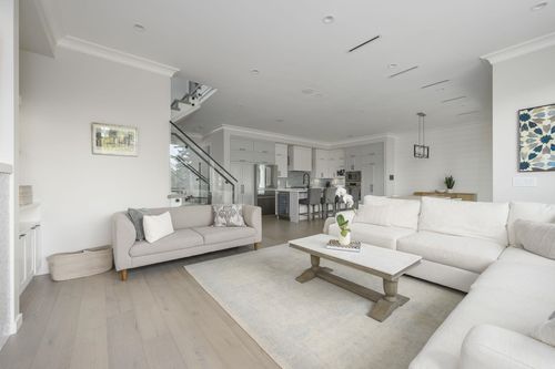 702-robinson-street-coquitlam-west-coquitlam-09 at 