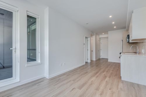 13858-108-avenue-whalley-north-surrey-08 at 