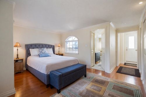 538-w-25th-street-upper-lonsdale-north-vancouver-10 at 