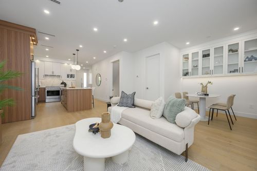 6176-elgin-avenue-forest-glen-bs-burnaby-south-07 at 