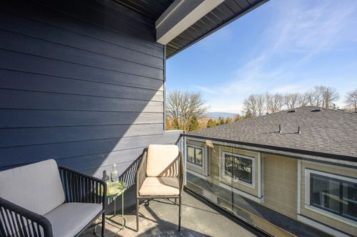6176-elgin-avenue-forest-glen-bs-burnaby-south-17 at 