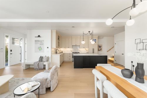 646-girard-avenue-coquitlam-west-coquitlam-08 at 