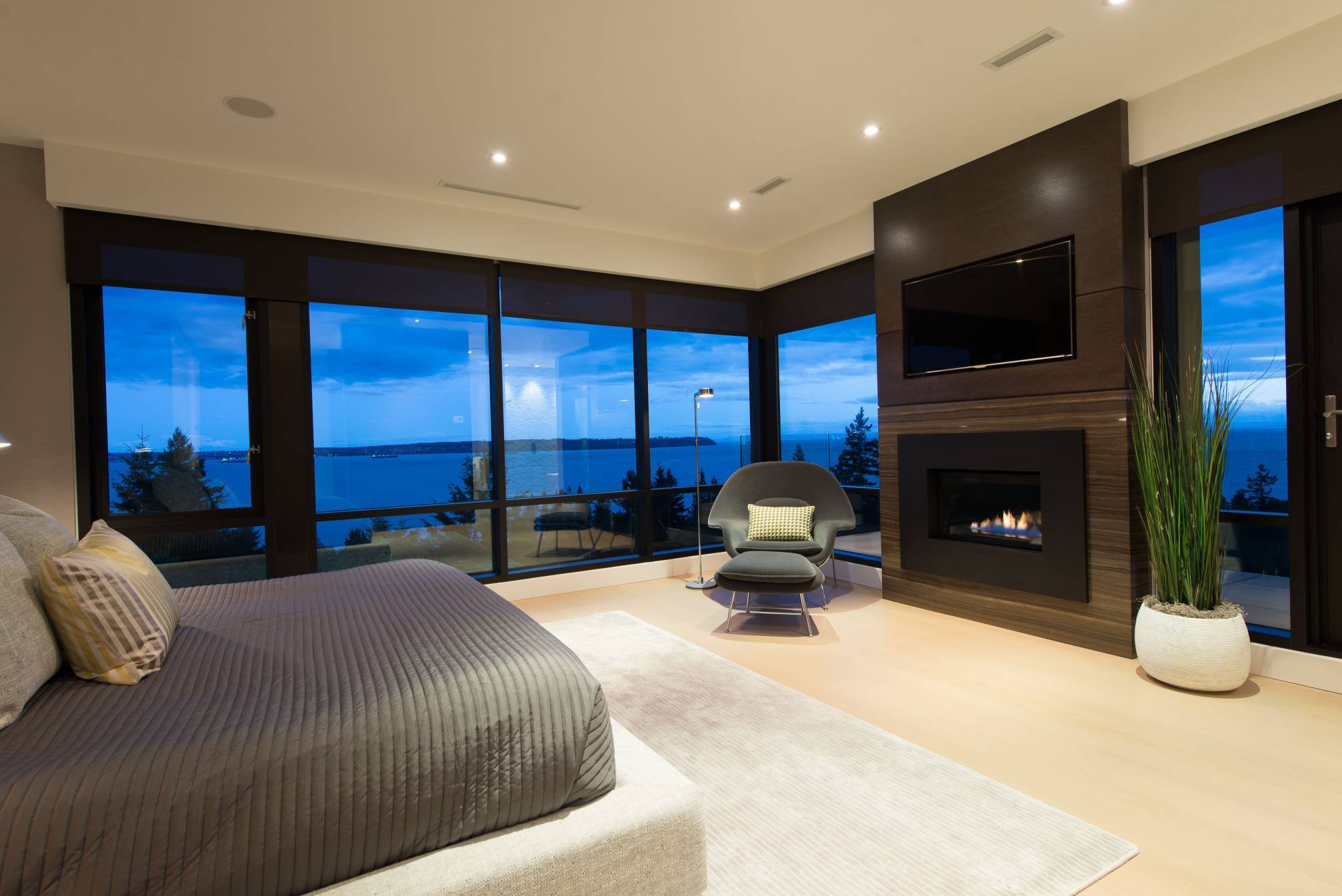 Master Suite at 4112 Burkehill Road, Bayridge, West Vancouver