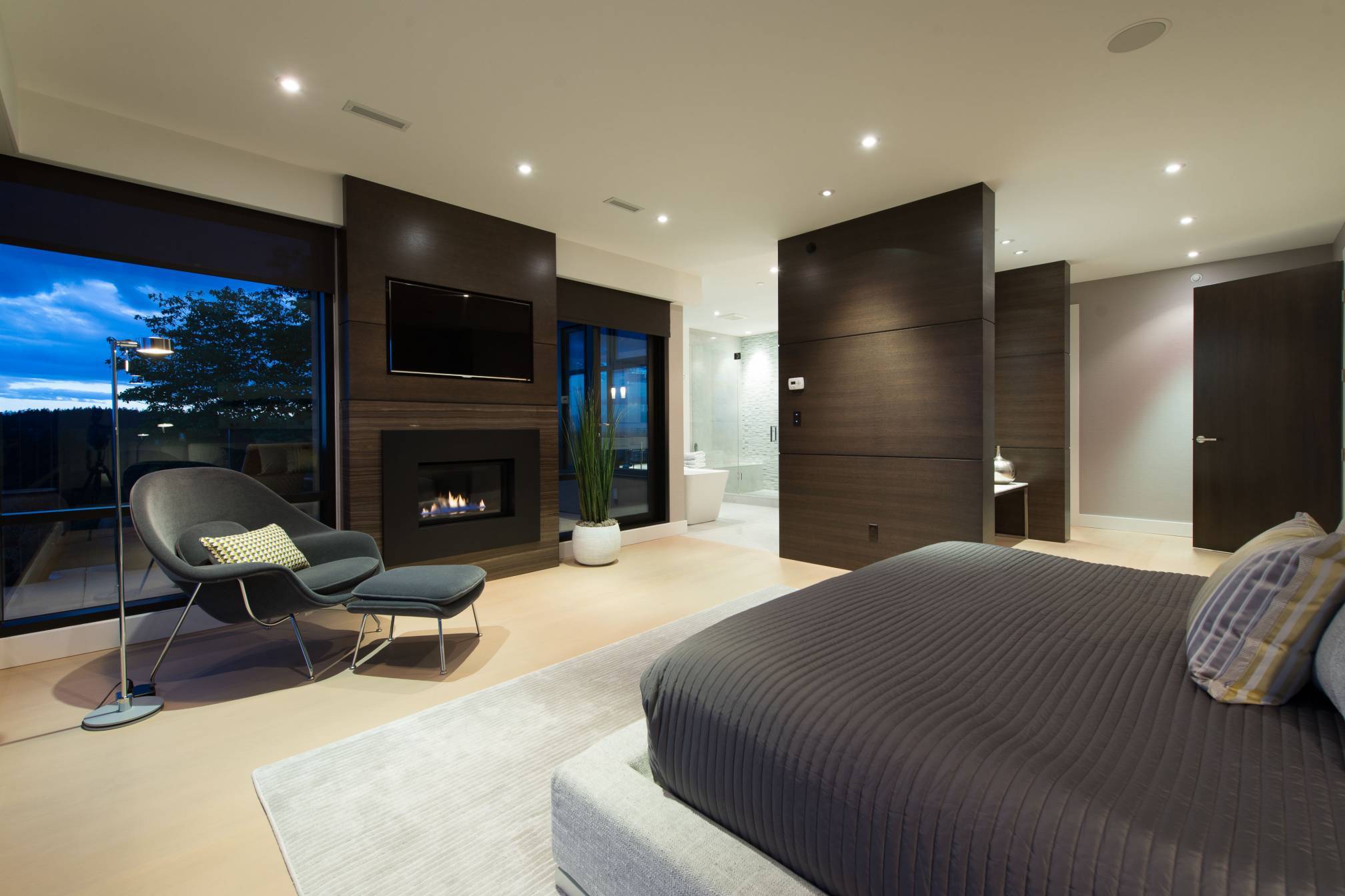 Master Suite at 4112 Burkehill Road, Bayridge, West Vancouver