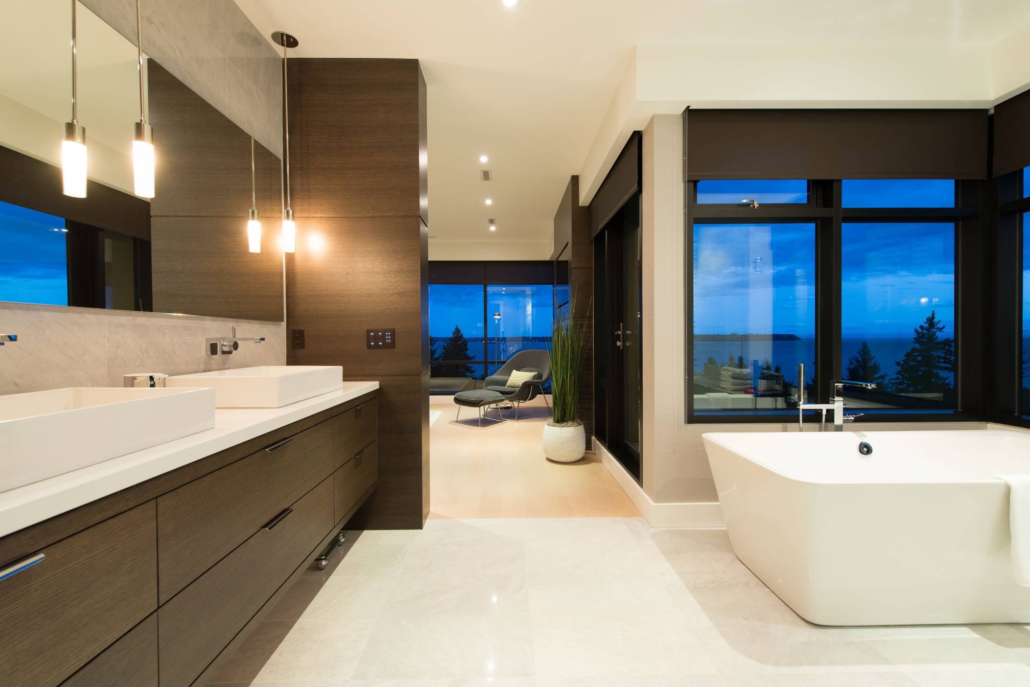 En-suite at 4112 Burkehill Road, Bayridge, West Vancouver