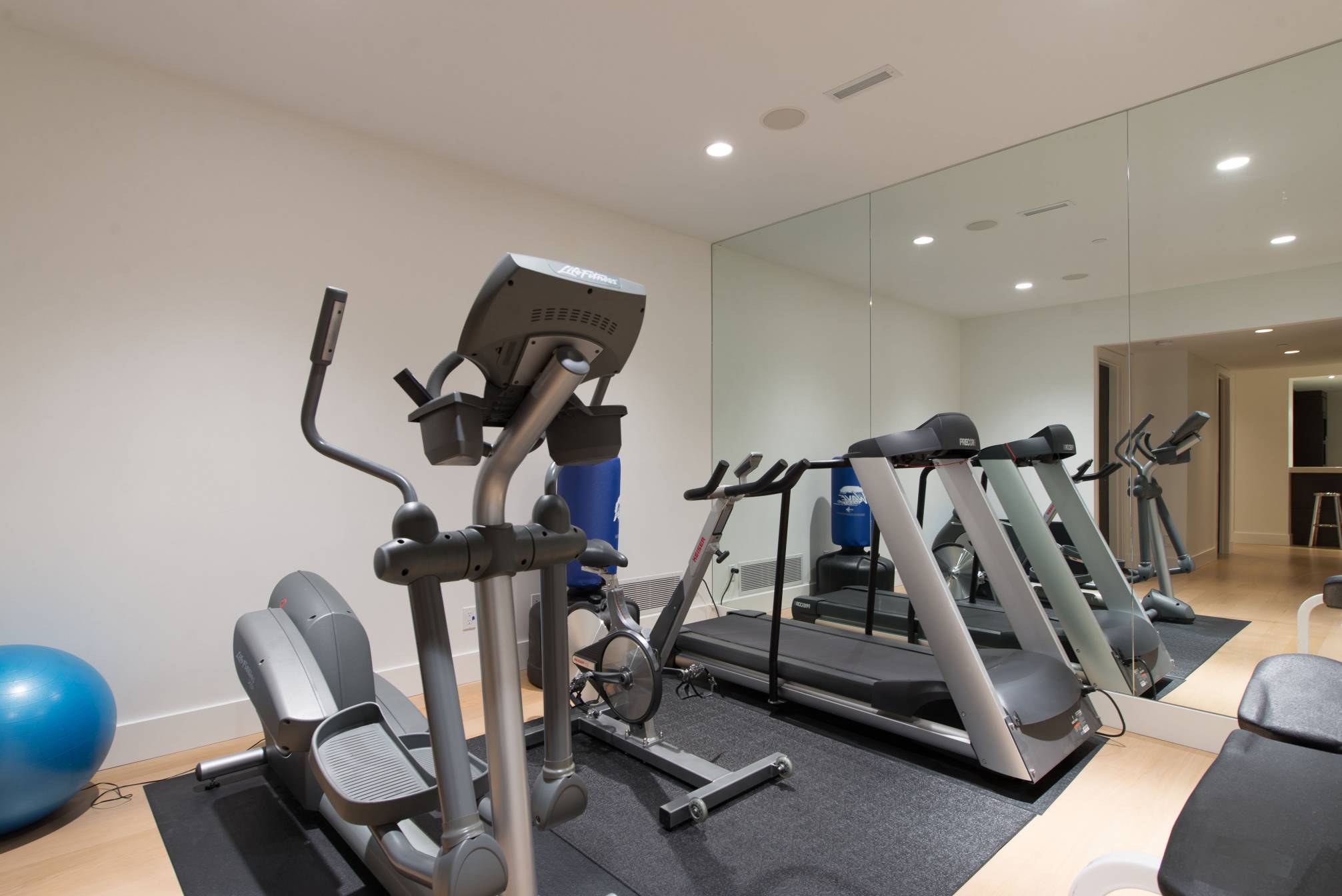 Fitness Area at 4112 Burkehill Road, Bayridge, West Vancouver