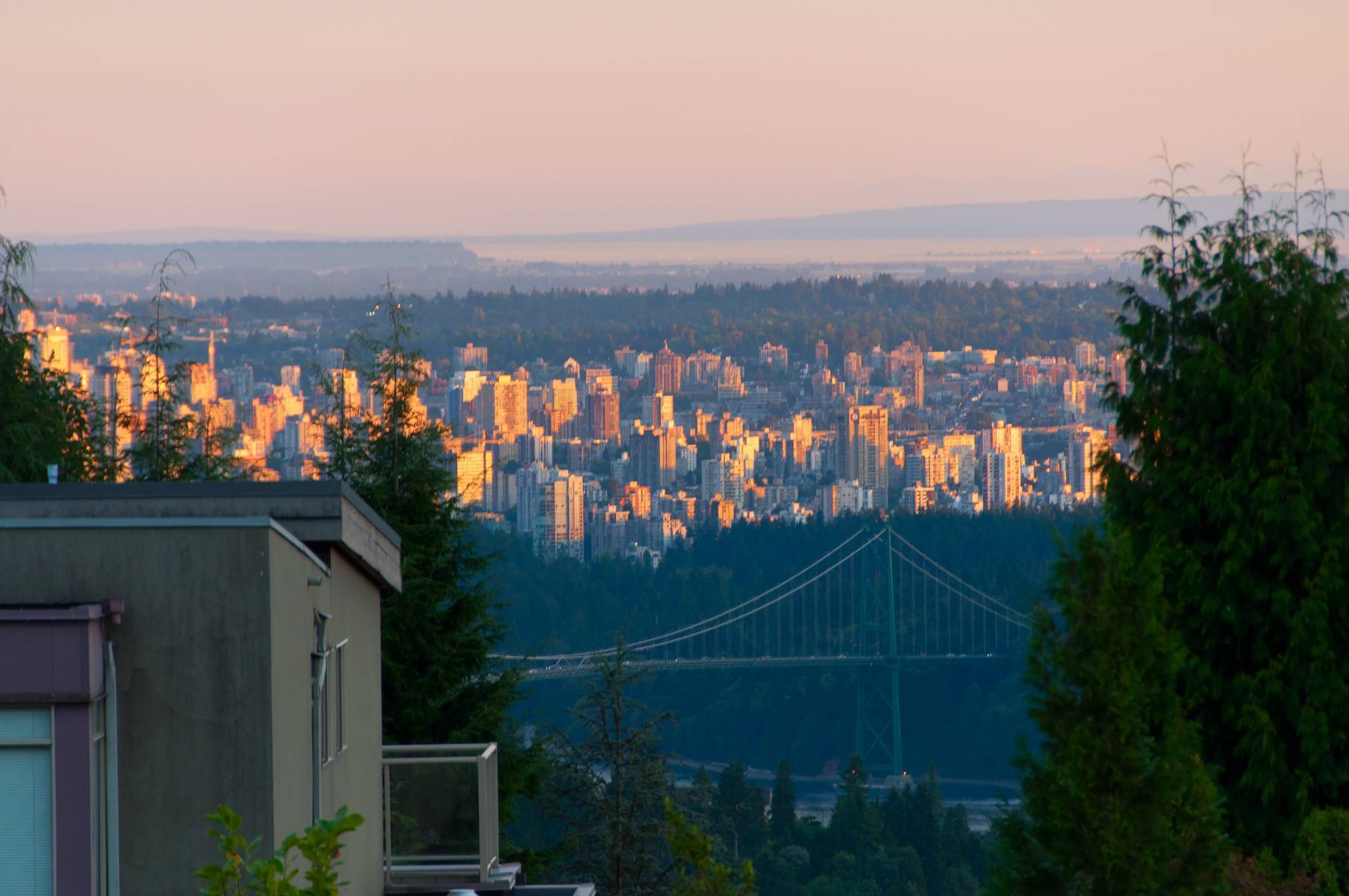 at 1075 Groveland Road, British Properties, West Vancouver