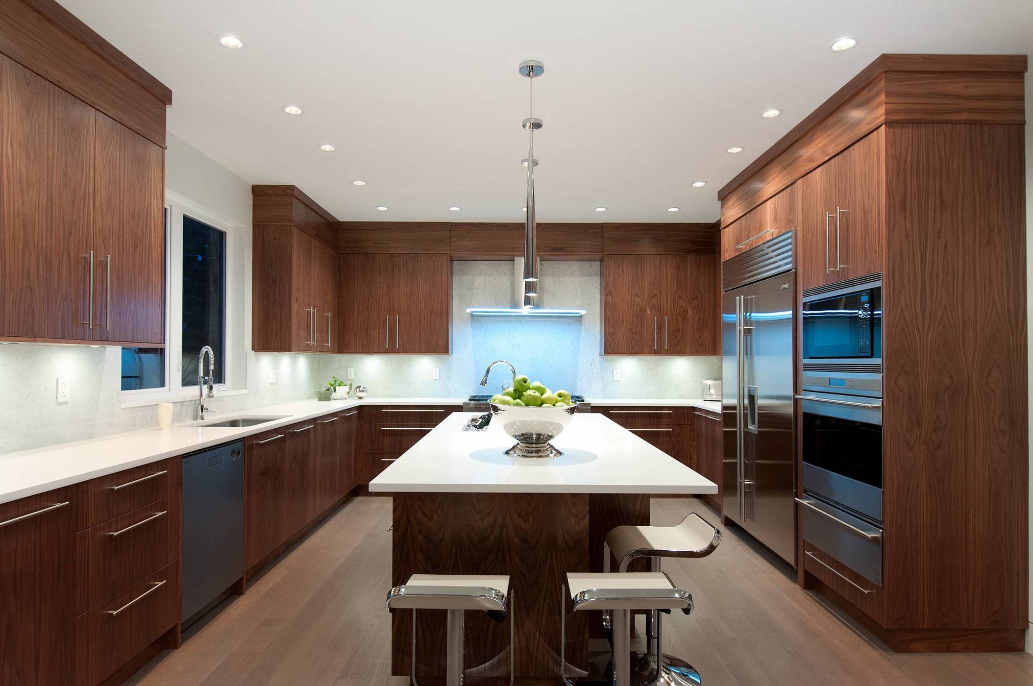 at 2590 Newmarket Drive, Edgemont, North Vancouver