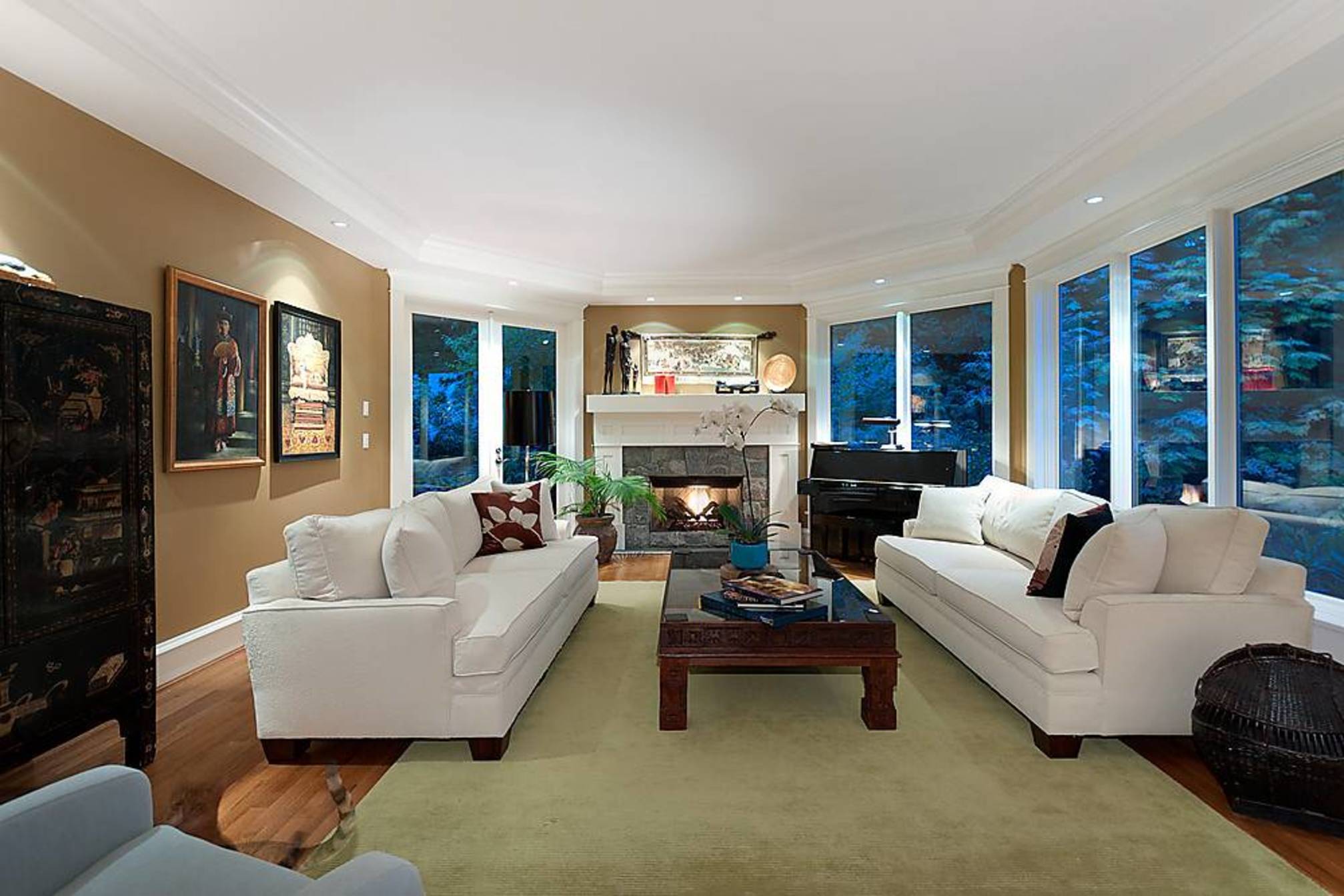 at 3260 Mathers Avenue, Westmount WV, West Vancouver