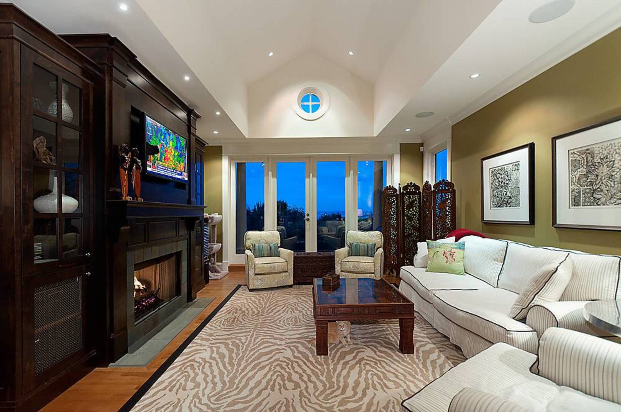 at 3260 Mathers Avenue, Westmount WV, West Vancouver