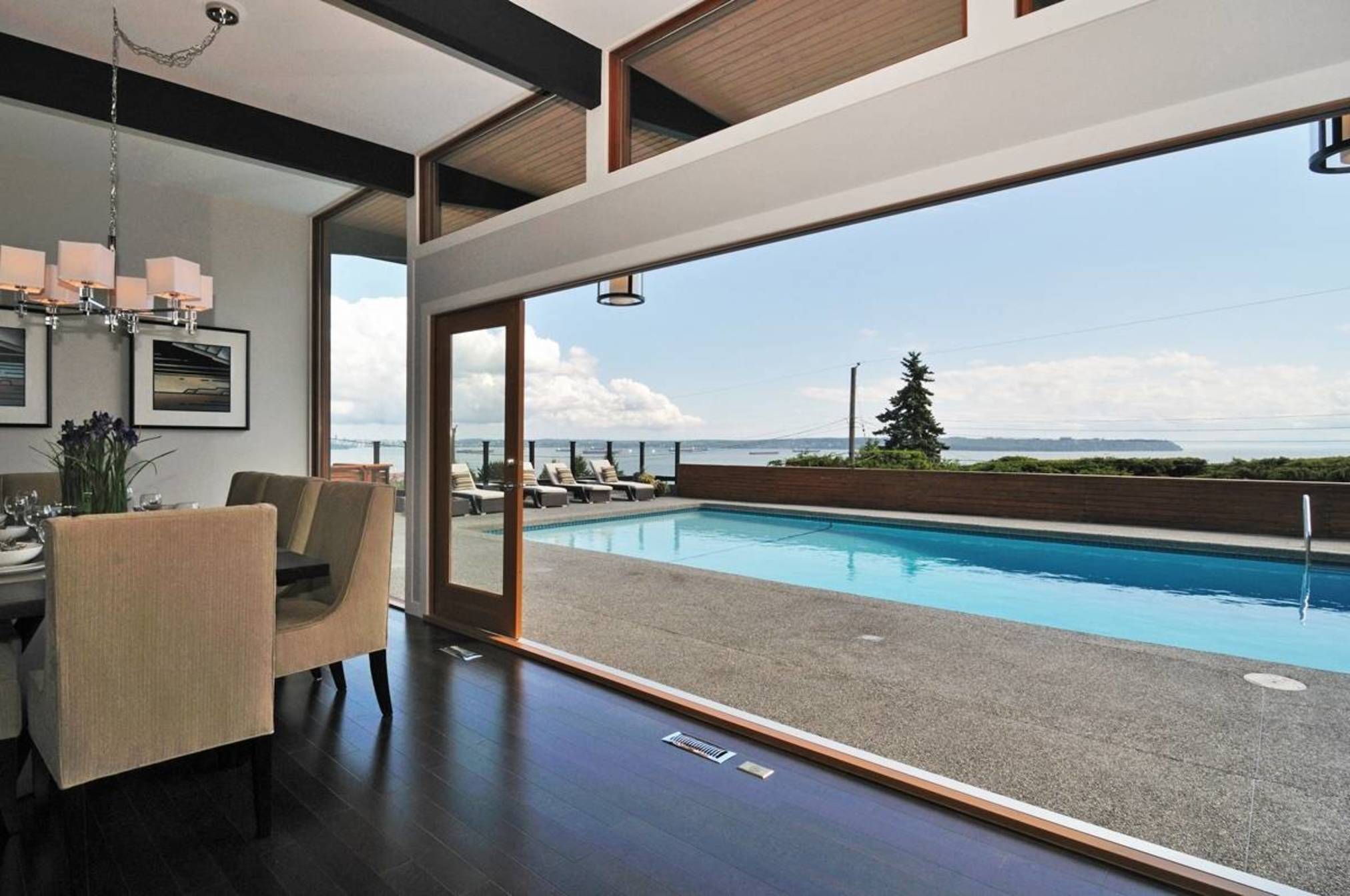 at 4125 Burkehill Place, Bayridge, West Vancouver