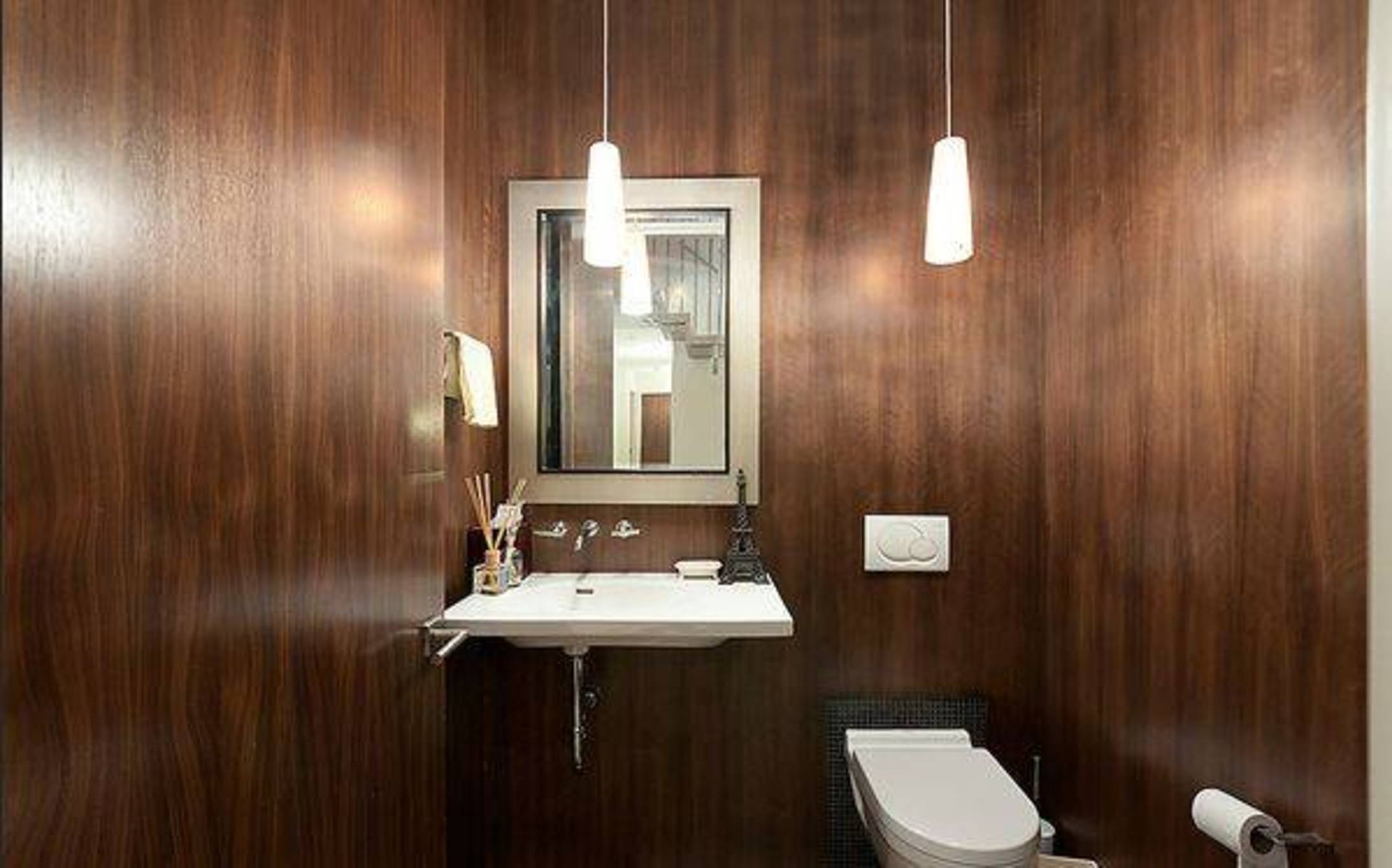 at 1754 Ottawa Place, Ambleside, West Vancouver