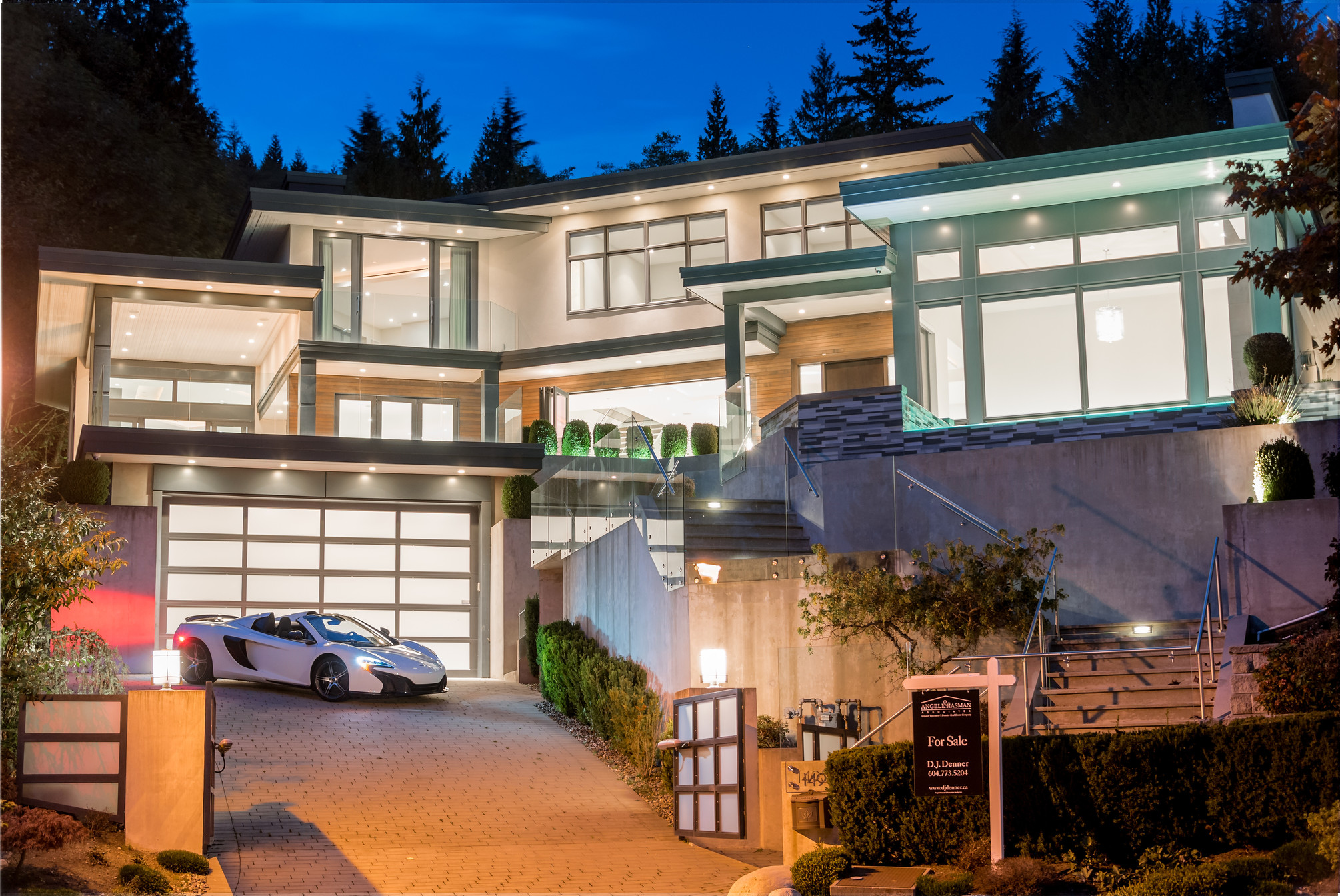 at 1495 Bramwell, Chartwell, West Vancouver