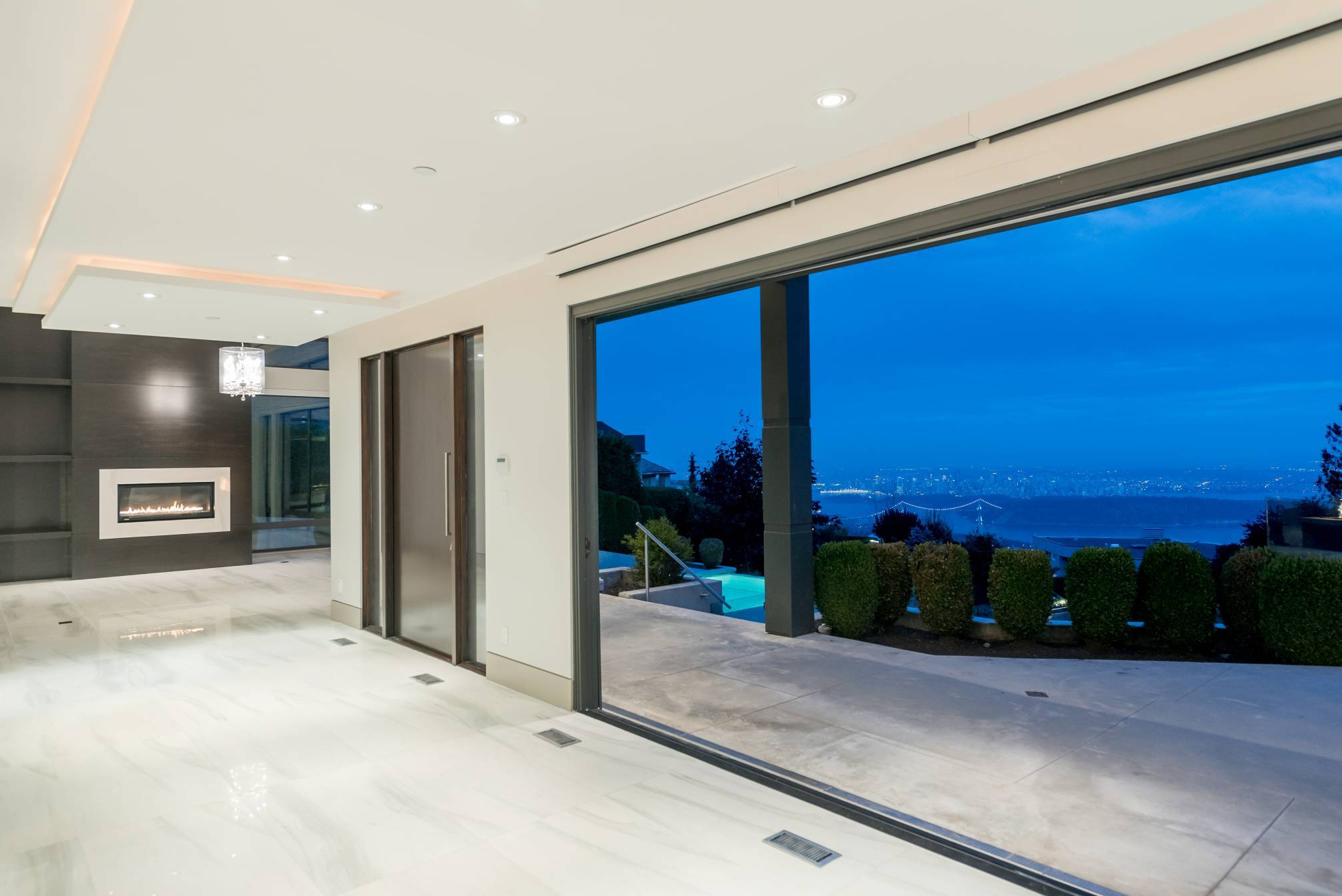 at 1495 Bramwell, Chartwell, West Vancouver