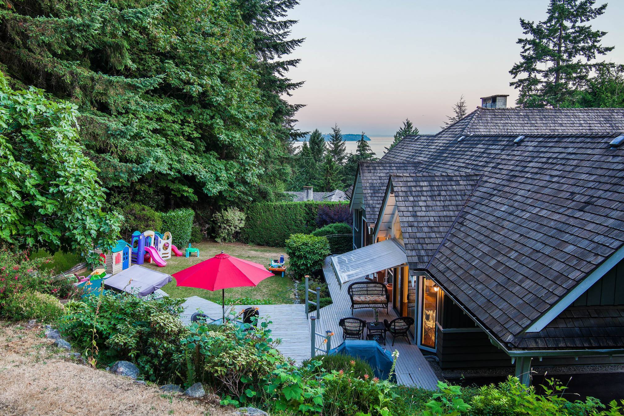 at 4660 Willow Creek Road, Caulfeild, West Vancouver