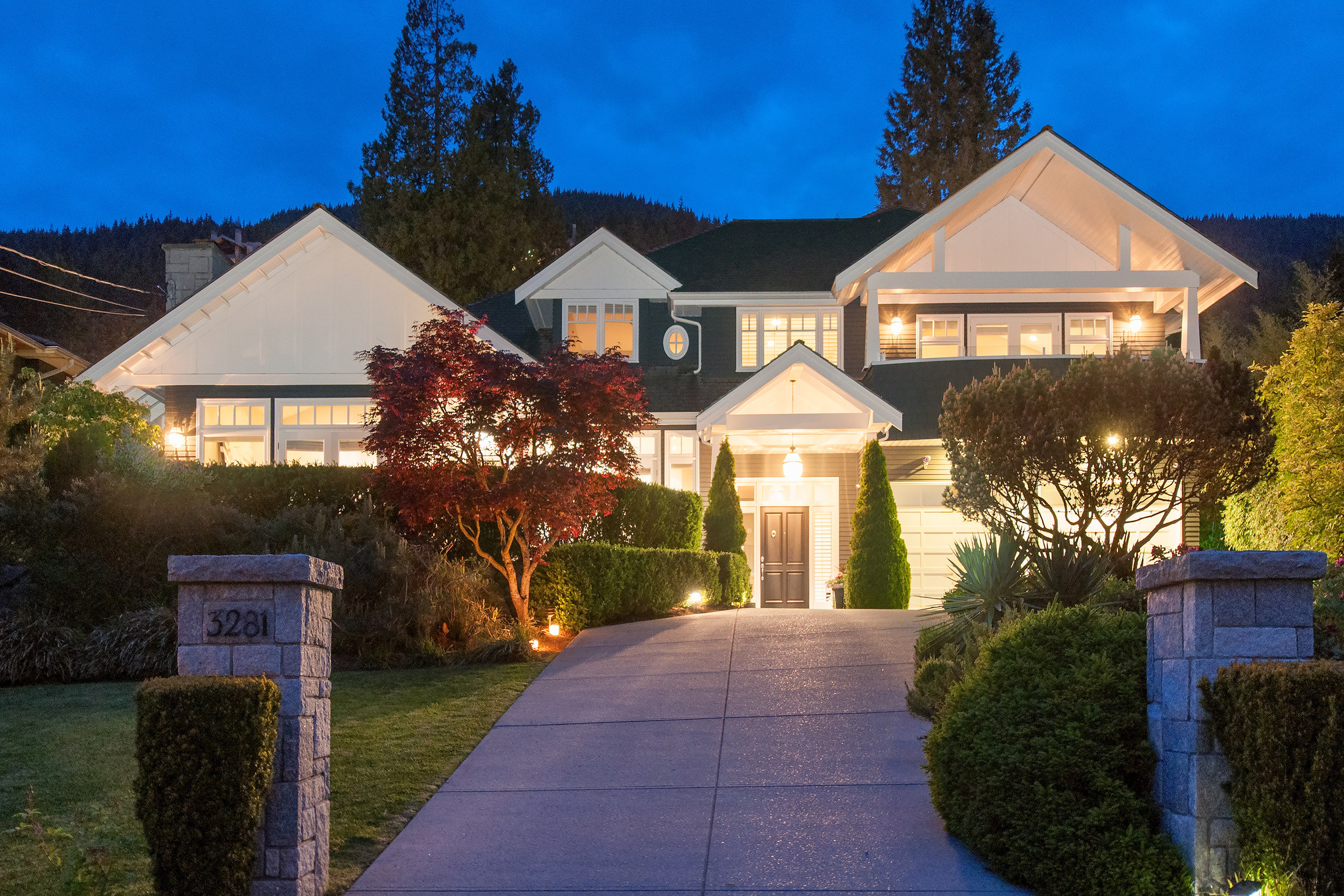 at 3281 Thompson Crescent, Westmount WV, West Vancouver