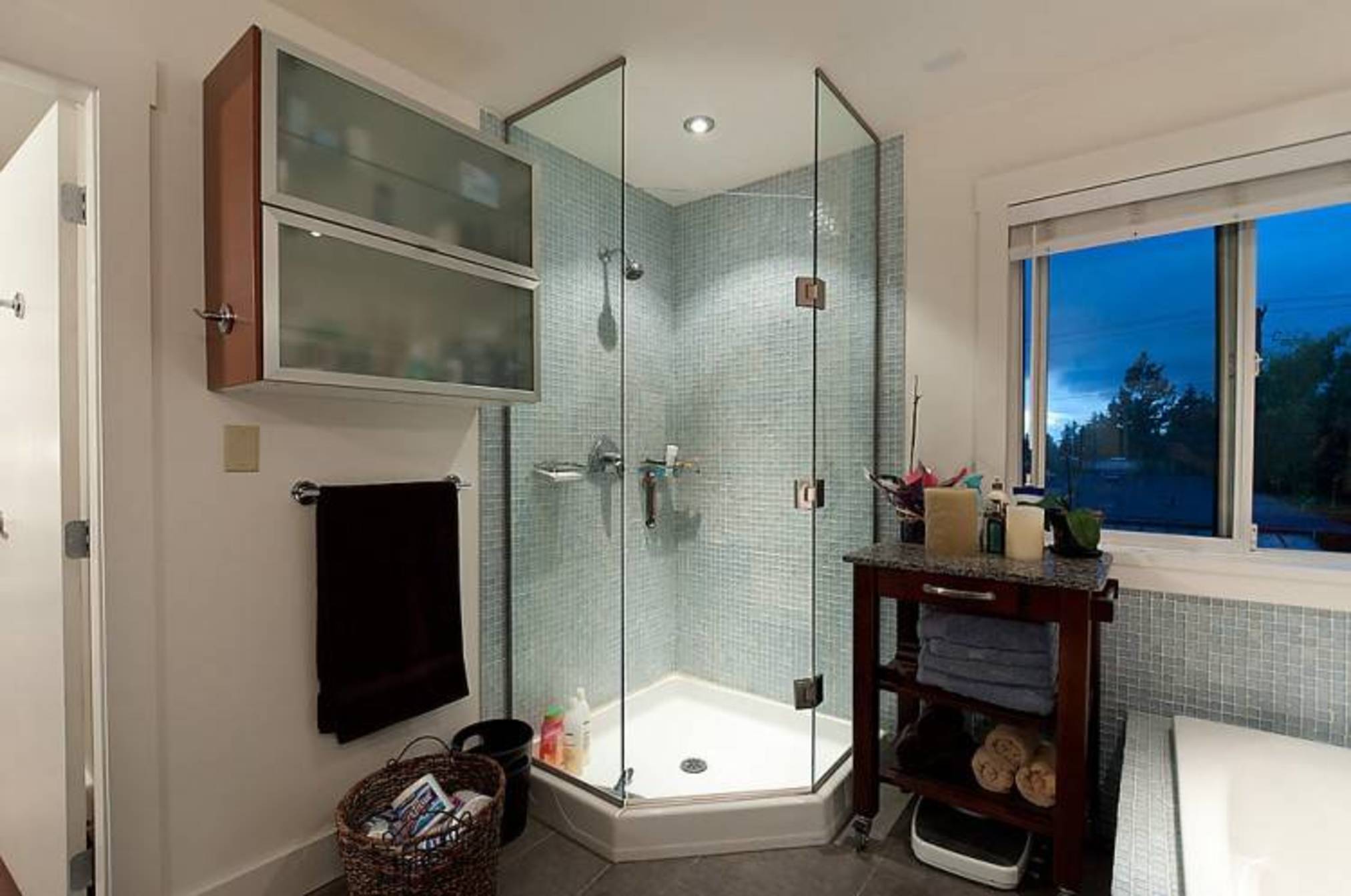 at 1077 Jefferson, Sentinel Hill, West Vancouver