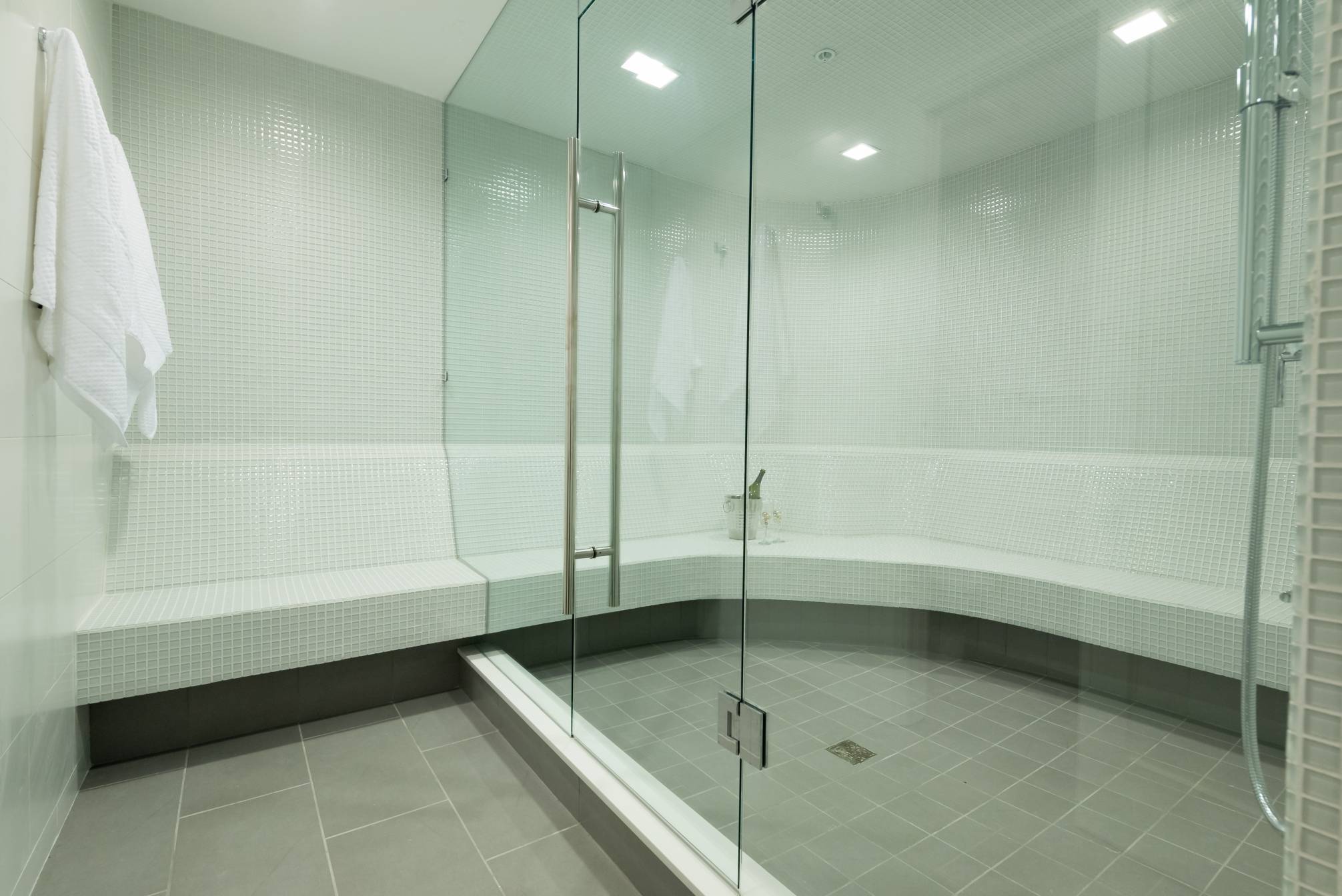 at 4460 Ross Crescent, Cypress, West Vancouver