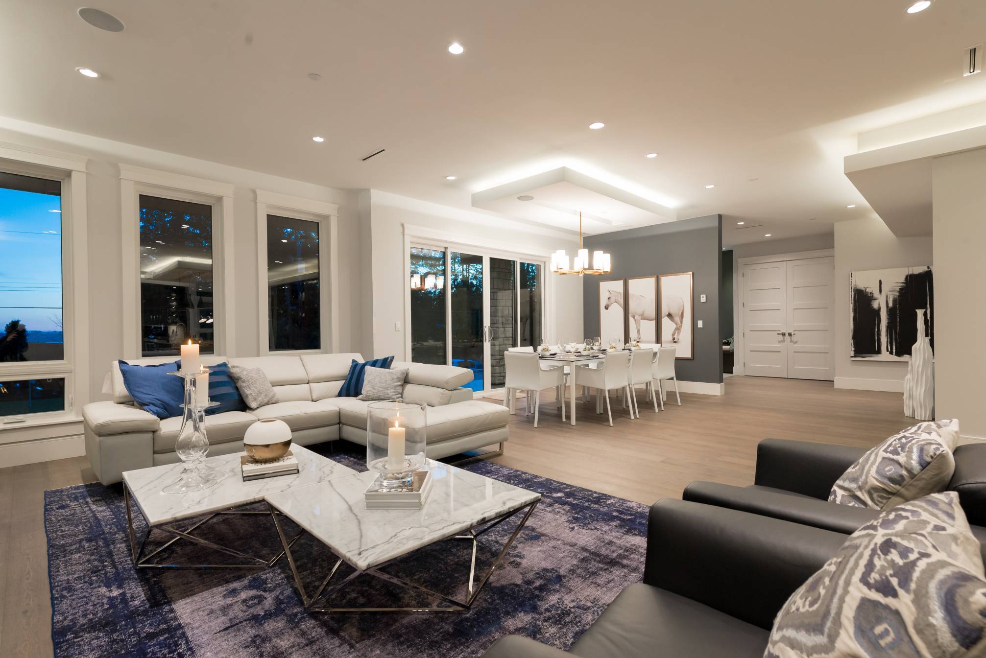 at 3905 Southridge Avenue, Bayridge, West Vancouver