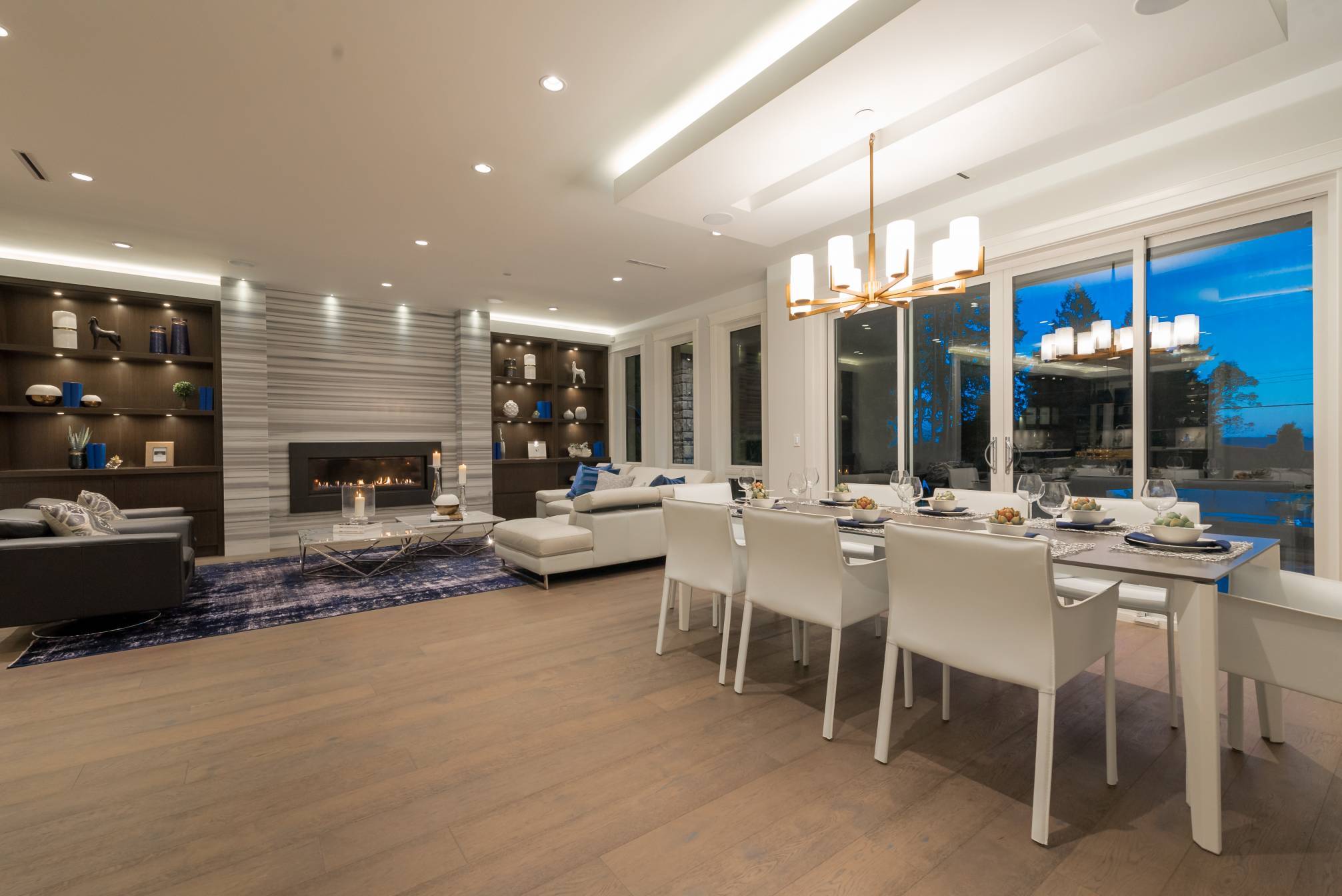 at 3905 Southridge Avenue, Bayridge, West Vancouver