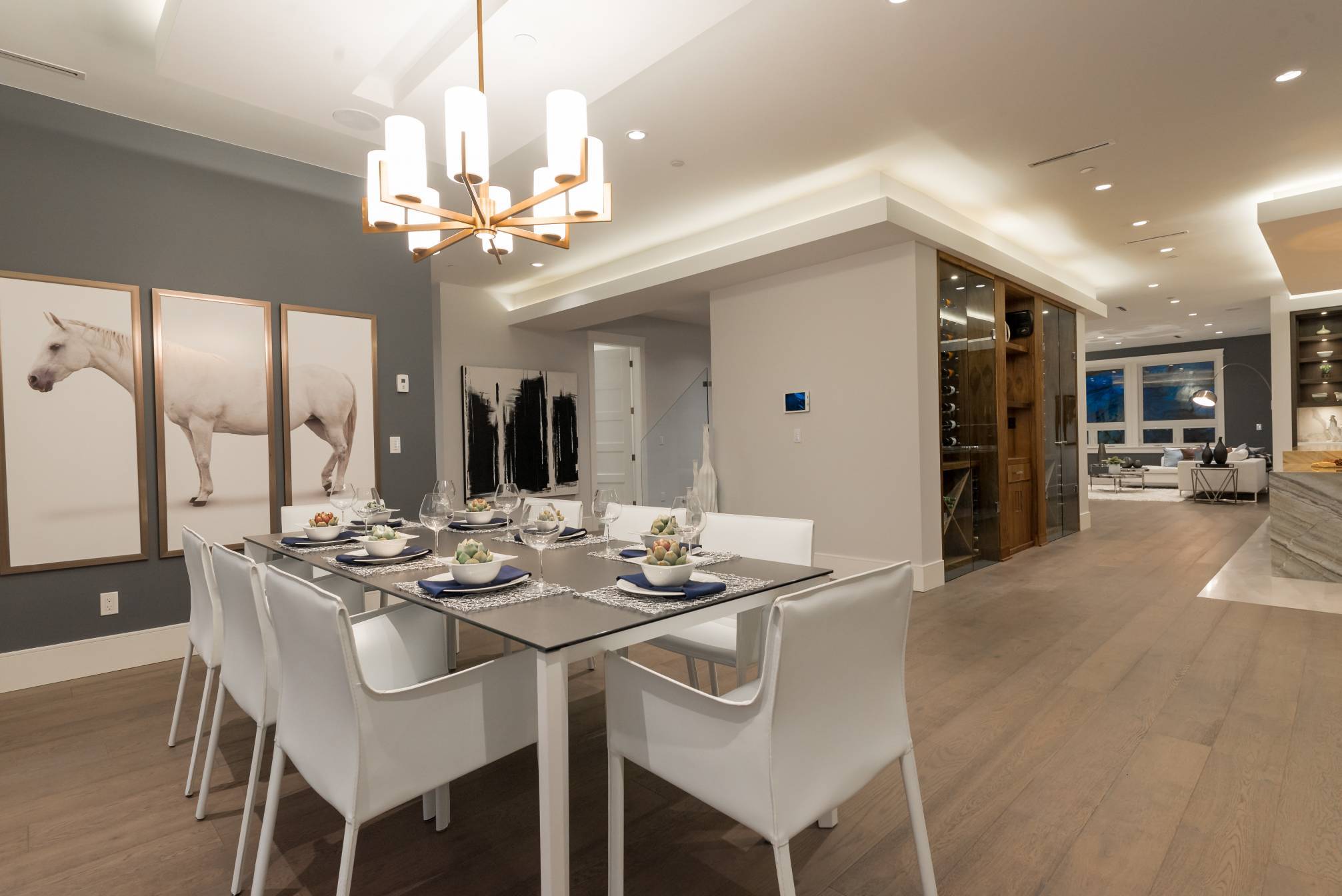 at 3905 Southridge Avenue, Bayridge, West Vancouver