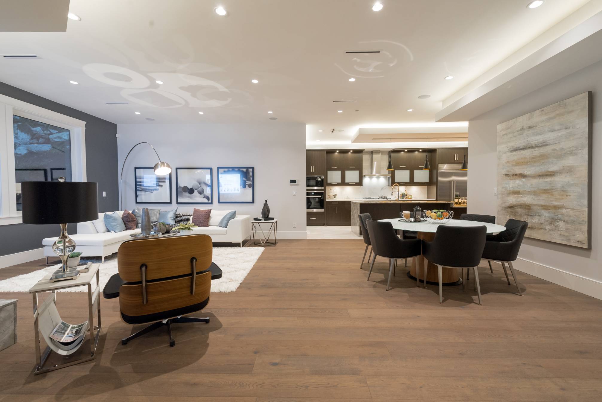 at 3905 Southridge Avenue, Bayridge, West Vancouver