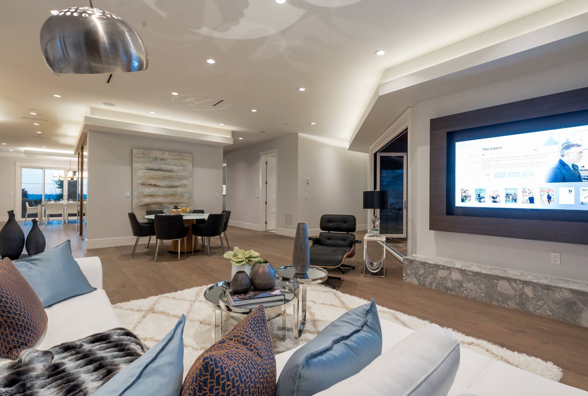 at 3905 Southridge Avenue, Bayridge, West Vancouver