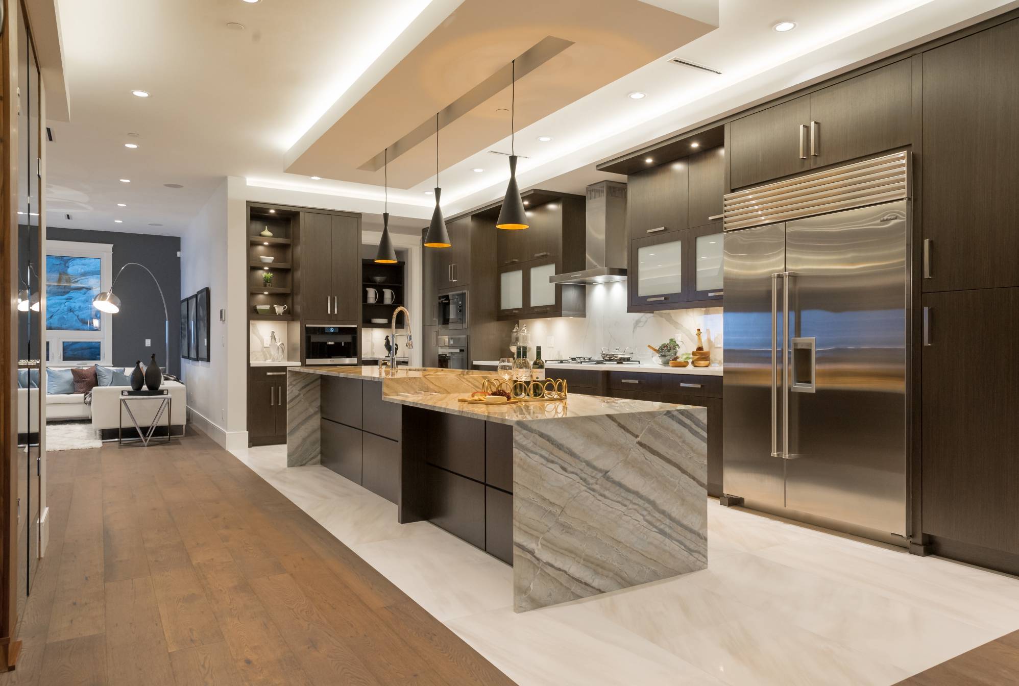 at 3905 Southridge Avenue, Bayridge, West Vancouver