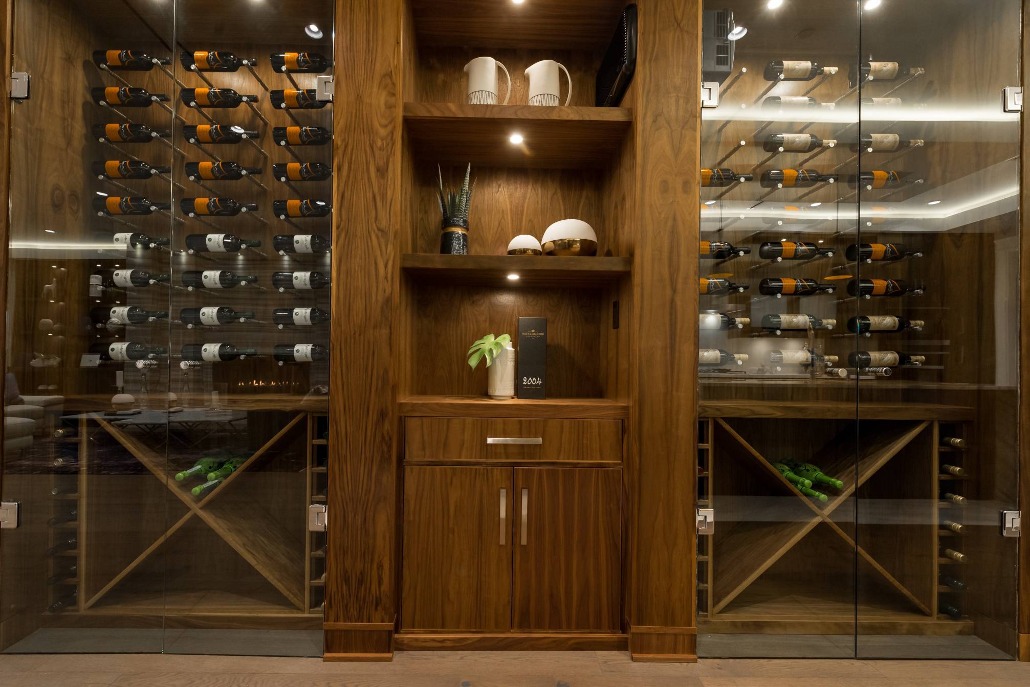 at 3905 Southridge Avenue, Bayridge, West Vancouver