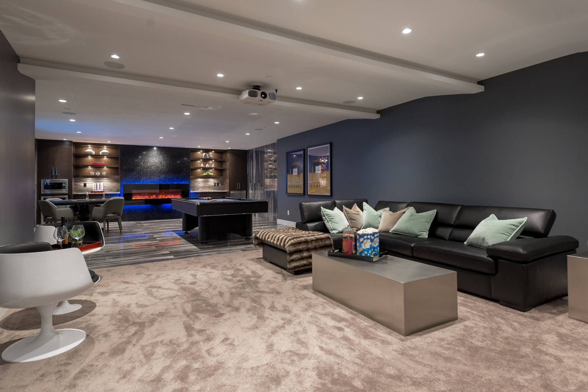 at 3905 Southridge Avenue, Bayridge, West Vancouver