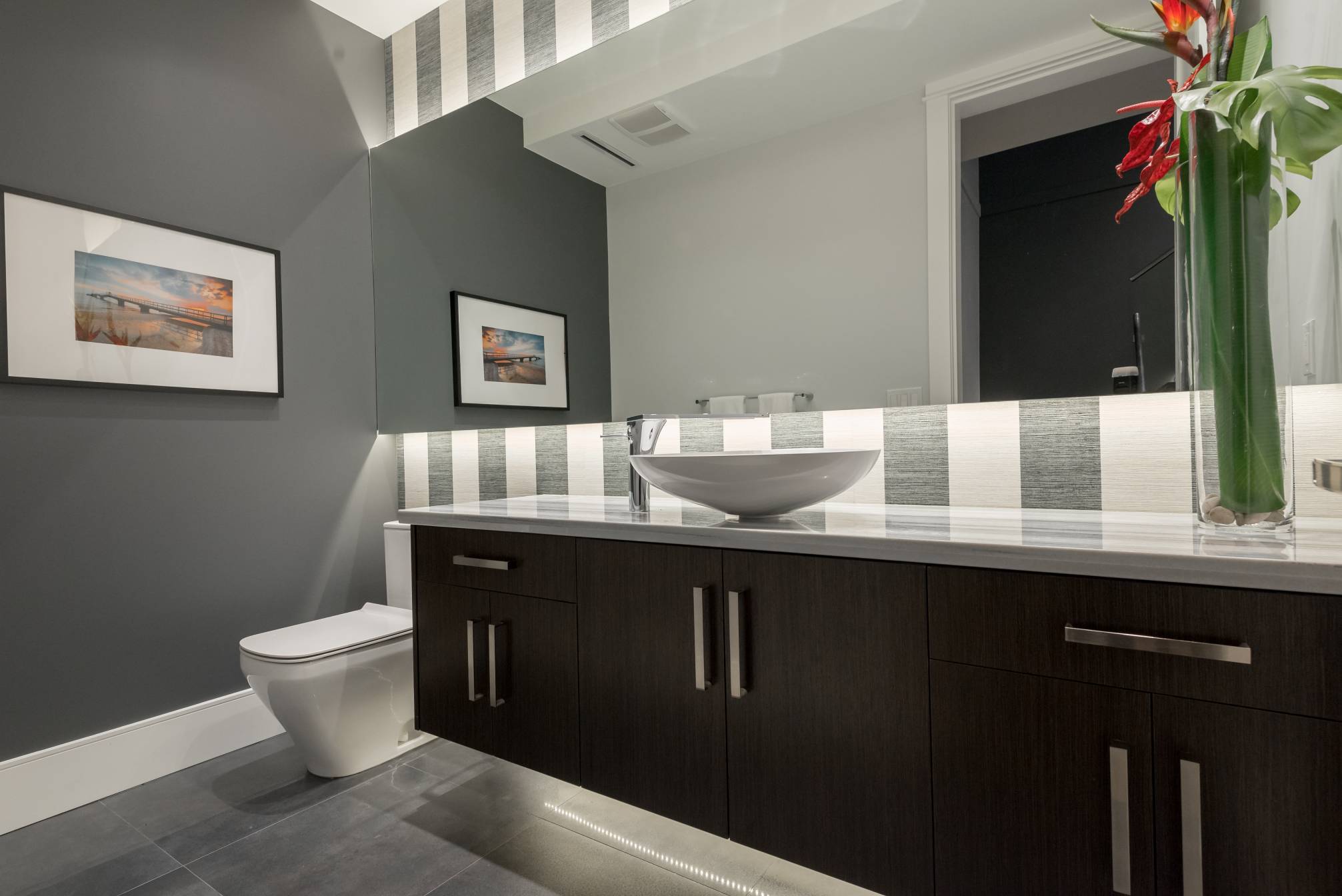 at 3905 Southridge Avenue, Bayridge, West Vancouver