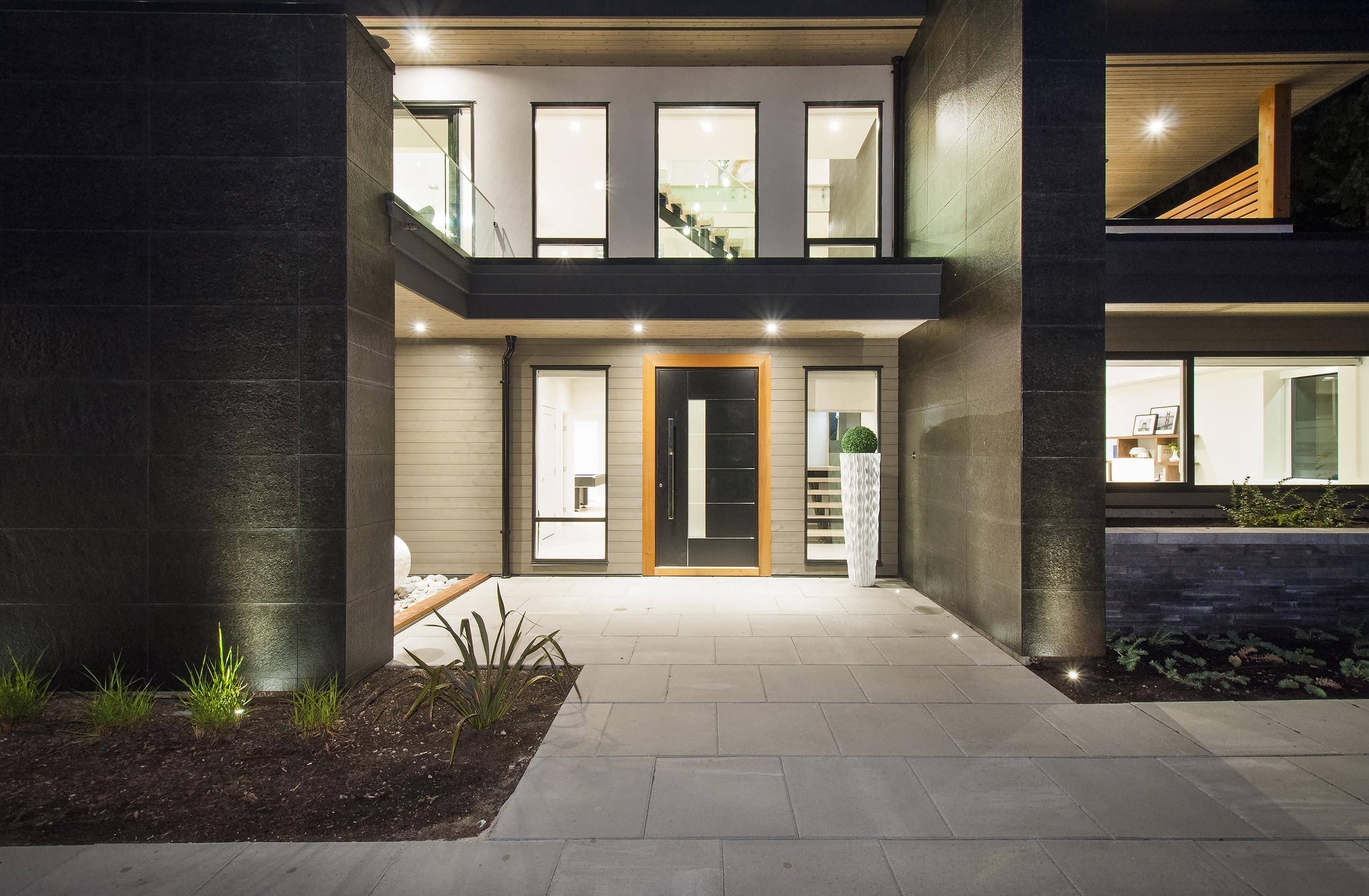 003 at 4113 Bayridge Avenue, Bayridge, West Vancouver