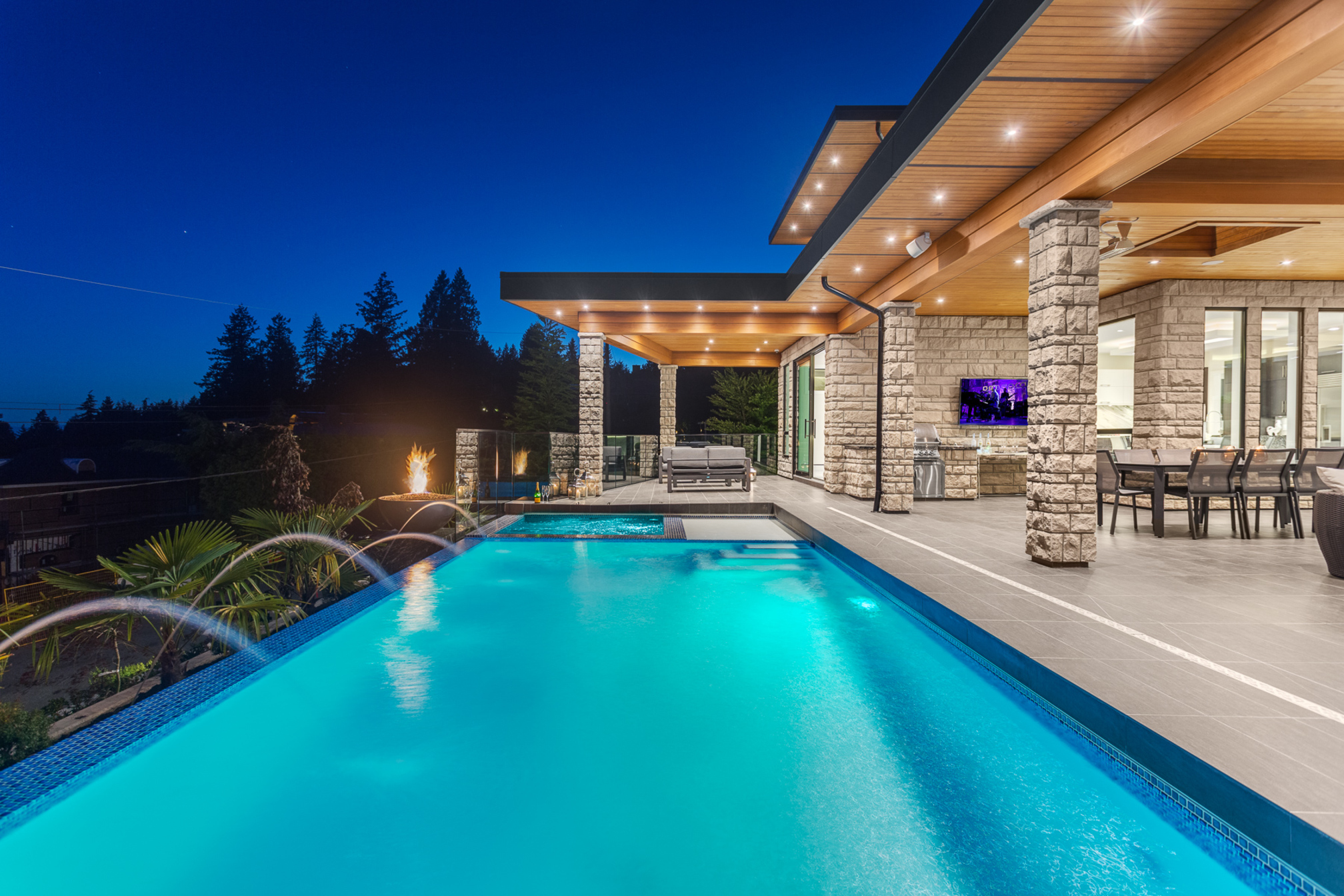 at 3325 Craigend Road, West Bay, West Vancouver