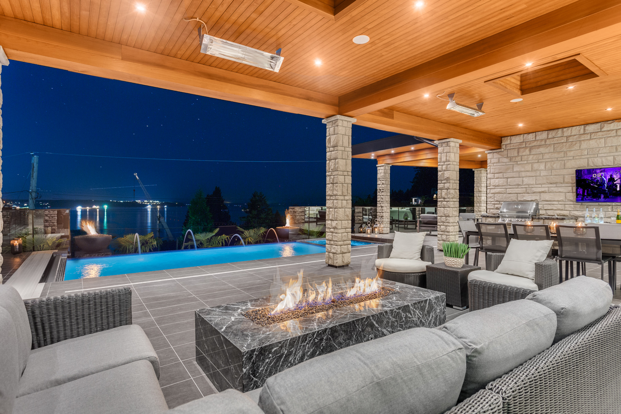 at 3325 Craigend Road, West Bay, West Vancouver