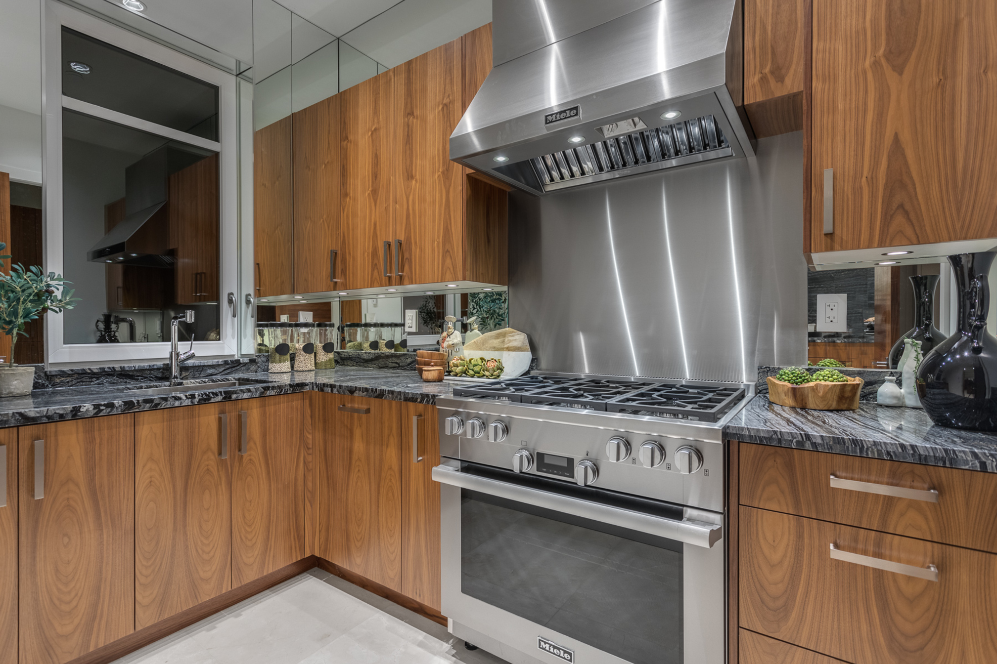 at 595 King Georges, British Properties, West Vancouver