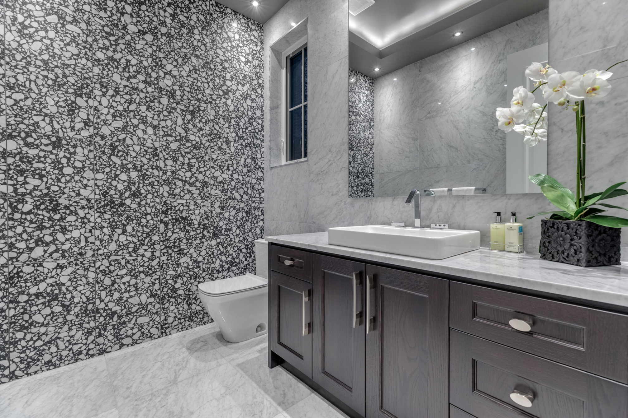 at 1595 19th Street, Ambleside, West Vancouver